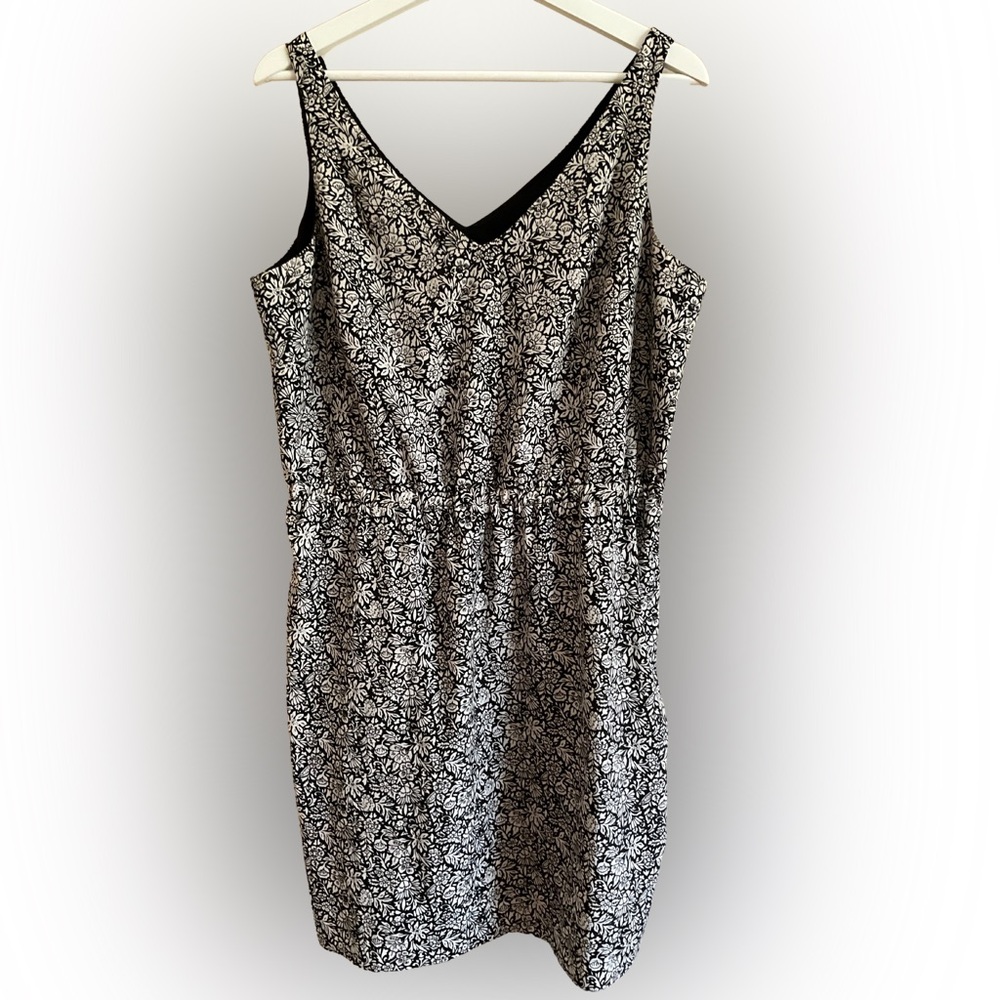 Floral Black and White Dress Sleeveless Dress - Size 14P